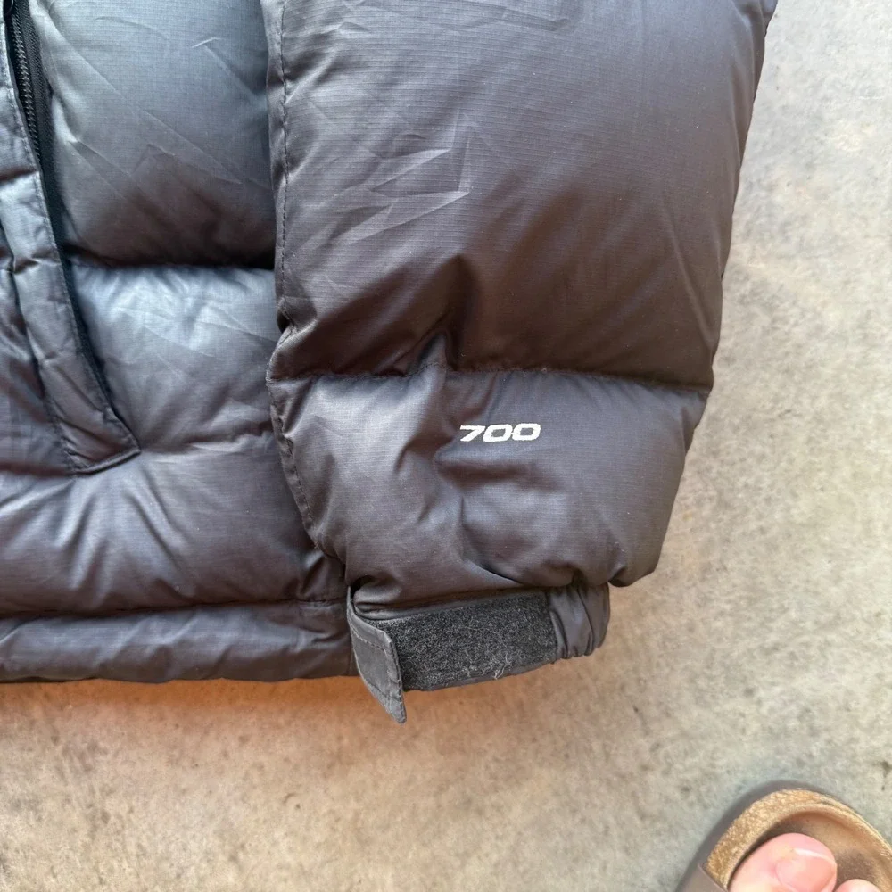 The North Face 700 Down Puffer Jacket Mens Medium Black Authentic Quilted